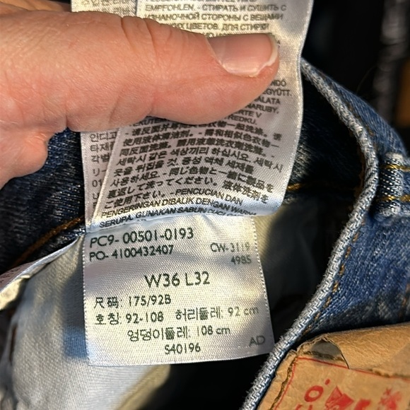 Levi’s men’s button fly jeans 50 one size 36x32 - Picture 5 of 5